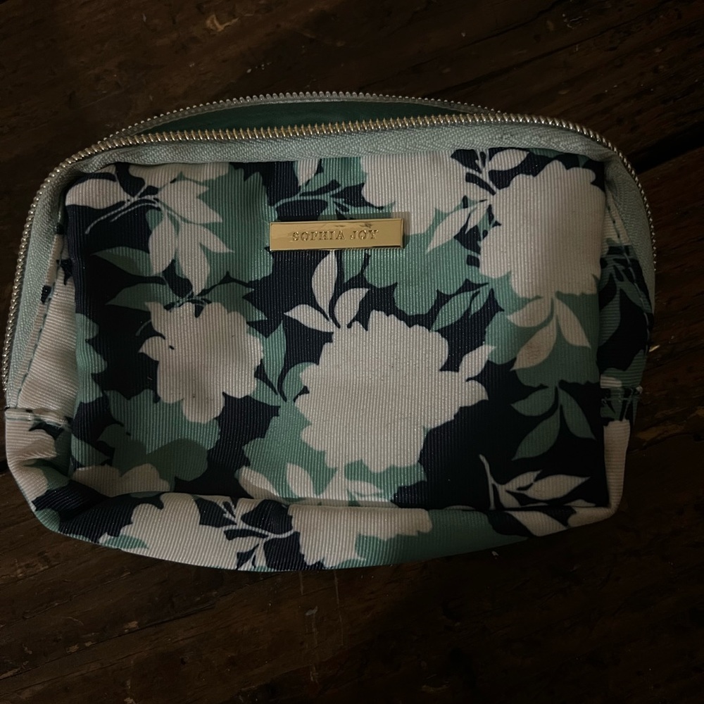 ✨ MAKE UP BAG ✨